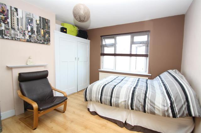  Image of 3 bedroom Property for sale in Ulster Gardens London N13 at Ulster Gardens London London, N13 5DW