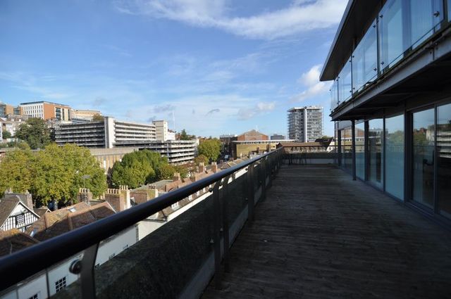  Image of 2 bedroom Flat to rent in Unity Street Bristol BS1 at Unity Street  Bristol, BS1 5HH