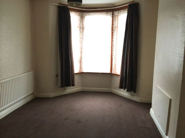  Image of 3 bedroom Terraced house to rent in Vicarage Road Redfield Bristol BS5 at Vicarage Road Redfield Bristol, BS5 9AF