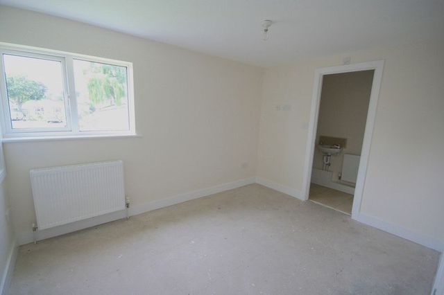  Image of 2 bedroom Semi-Detached house to rent in Victoria Street Littleport Ely CB6 at Victoria Street  Littleport, CB6 1LZ