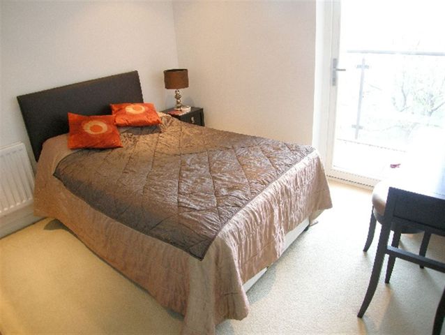  Image of 1 bedroom Property to rent in Battersea Park Road London SW8 at Viridian Battersea Park Road Battersea Park Road, SW8 4DB