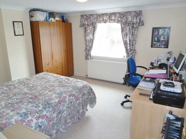  Image of 3 bedroom Detached house for sale in Wainfleet Road Irby-in-the-Marsh Skegness PE24 at Wainfleet Road Irby-in-the-Marsh Skegness, PE24 5AT