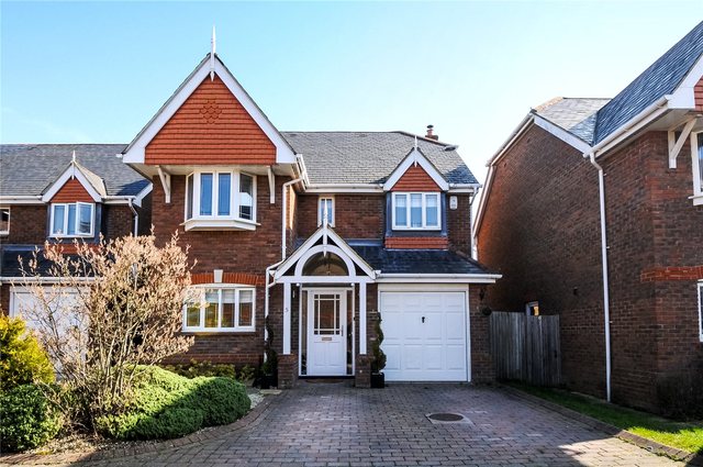  Image of 5 bedroom Detached house for sale in Wainwright Close Wokingham RG40 at Wokingham Berkshire Wokingham, RG40 1PE