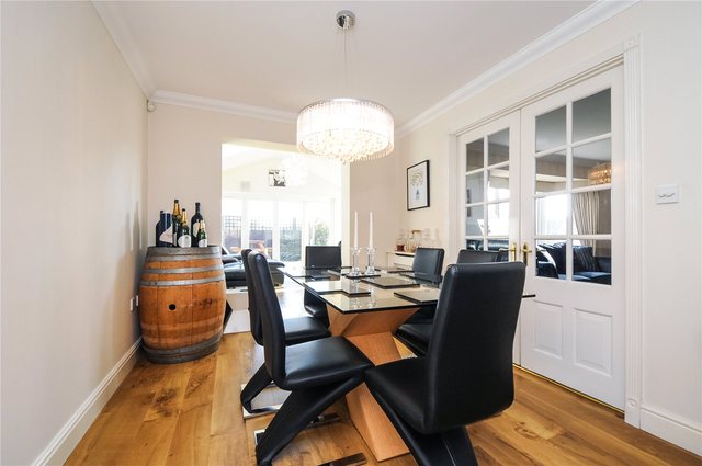  Image of 5 bedroom Detached house for sale in Wainwright Close Wokingham RG40 at Wokingham Berkshire Wokingham, RG40 1PE