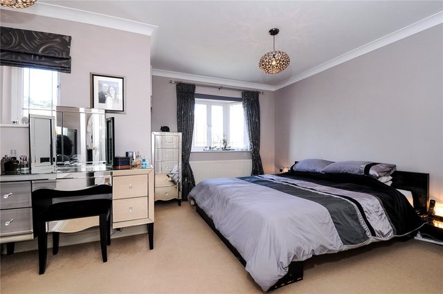  Image of 5 bedroom Detached house for sale in Wainwright Close Wokingham RG40 at Wokingham Berkshire Wokingham, RG40 1PE