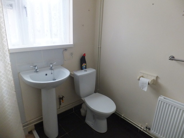  Image of 1 bedroom Ground Flat to rent in Wakefords Way Havant PO9 at Havant Havant, PO9 5JP