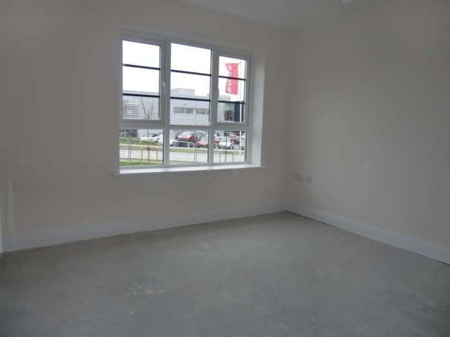  Image of 2 bedroom Apartment to rent in Wallis Square Farnborough GU14 at Wallis Square  Farnborough, GU14 7GS