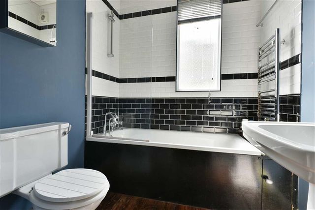  Image of 2 bedroom Property for sale in Walsingham Road Hove BN3 at Walsingham Road Hove Hove, BN3 4FF