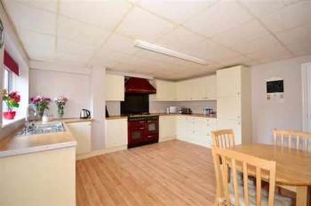  Image of 6 bedroom Bungalow for sale in Ware Street Weavering Maidstone ME14 at Weavering Maidstone Maidstone, ME14 5LA