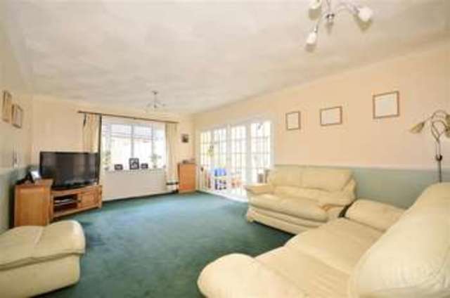  Image of 6 bedroom Bungalow for sale in Ware Street Weavering Maidstone ME14 at Weavering Maidstone Maidstone, ME14 5LA