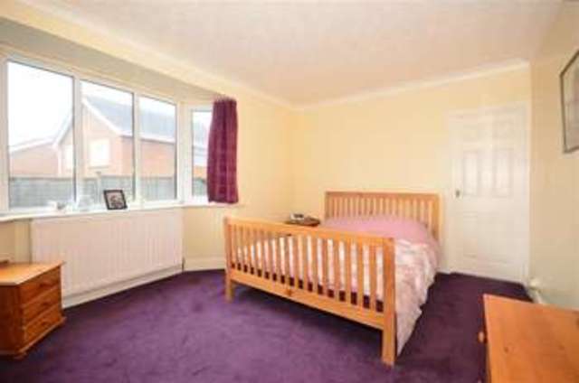  Image of 6 bedroom Bungalow for sale in Ware Street Weavering Maidstone ME14 at Weavering Maidstone Maidstone, ME14 5LA