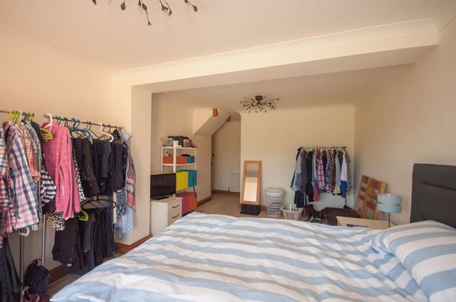 Image of 4 bedroom Detached house to rent in Walls View Road Wareham BH20 at Walls View Road  Wareham, BH20 4BJ