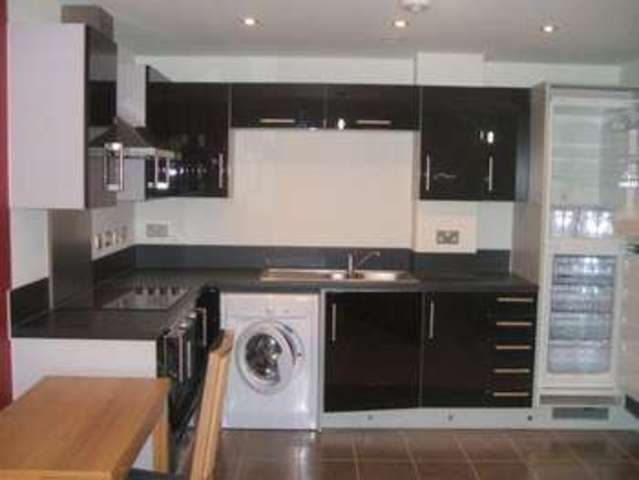  Image of 1 bedroom Apartment to rent in Gas Ferry Road Bristol BS1 at Gas Ferry Road  Bristol, BS1 6GN