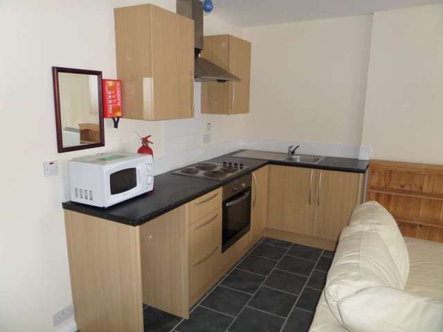  Image of 1 bedroom Studio flat to rent in Watts Avenue Rochester ME1 at Watts Avenue  Rochester, ME1 1RX