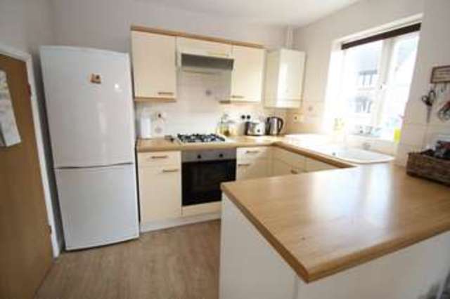 Image of 1 bedroom End of Terrace for sale in Weldon Drive West Molesey KT8 at West Molesey Surrey, KT8 2QR