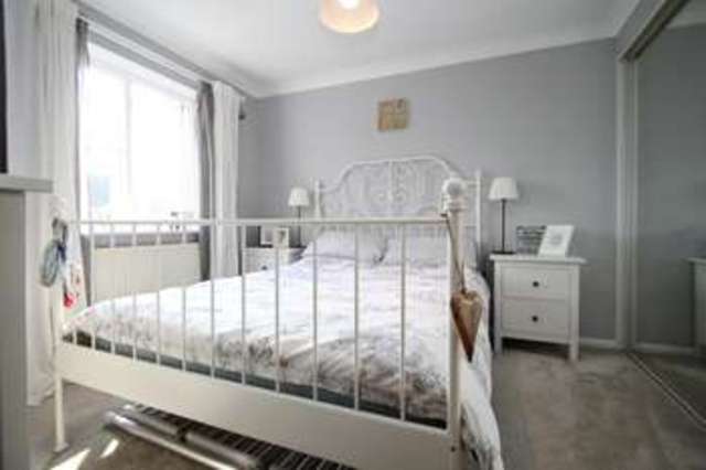  Image of 1 bedroom End of Terrace for sale in Weldon Drive West Molesey KT8 at West Molesey Surrey, KT8 2QR