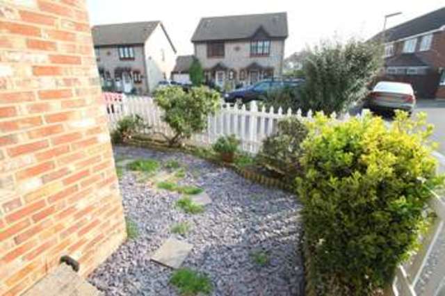  Image of 1 bedroom End of Terrace for sale in Weldon Drive West Molesey KT8 at West Molesey Surrey, KT8 2QR
