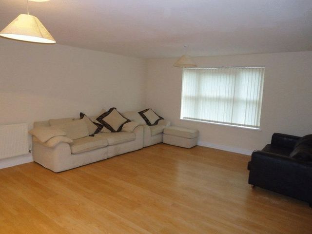  Image of 2 bedroom Flat to rent in Wellington Road Wavertree Liverpool L15 at Wellington Road Wavertree Liverpool, L15 0AD