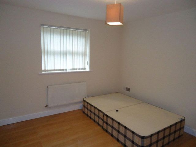  Image of 2 bedroom Flat to rent in Wellington Road Wavertree Liverpool L15 at Wellington Road Wavertree Liverpool, L15 0AD