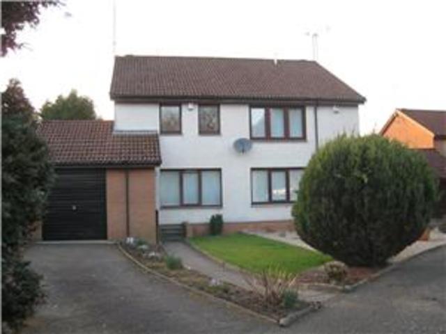  Image of 2 bedroom Semi-Detached house to rent in Wellmeadow Way Newton Mearns Glasgow G77 at Newton Mearns Glasgow Glasgow, G77 6RB
