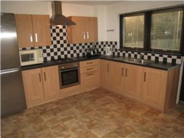  Image of 2 bedroom Semi-Detached house to rent in Wellmeadow Way Newton Mearns Glasgow G77 at Newton Mearns Glasgow Glasgow, G77 6RB