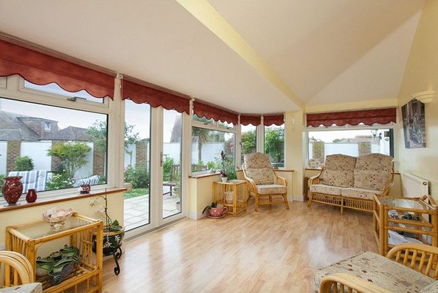  Image of 4 bedroom Detached house for sale in West Drive Ferring Worthing BN12 at West Drive Ferring Worthing, BN12 5QY