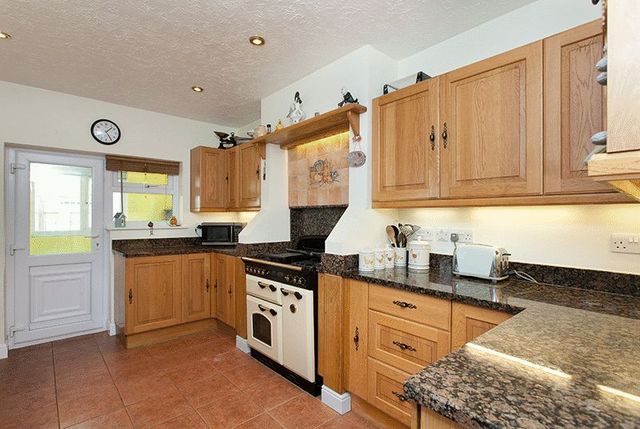  Image of 4 bedroom Detached house for sale in West Drive Ferring Worthing BN12 at West Drive Ferring Worthing, BN12 5QY