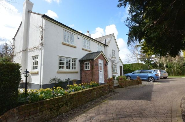  Image of 4 bedroom Detached house for sale in West End Ashton Chester CH3 at West End Ashton Chester, CH3 8DG
