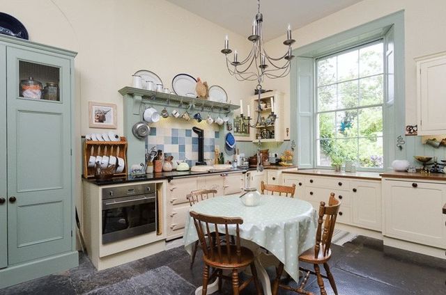  Image of 6 bedroom Property for sale in Middle Road Cossington Bridgwater TA7 at Middle Road Cossington Bridgwater, TA7 8LH