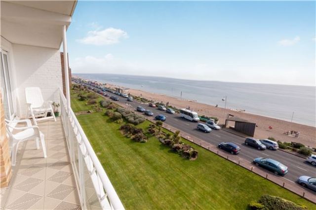  Image of 2 bedroom Flat for sale in West Parade Bexhill-on-Sea TN39 at East Sussex, TN39 3DS
