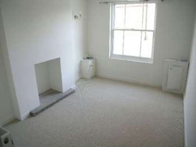  Image of 1 bedroom Flat to rent in West Street Congleton CW12 at West Street  Congleton, CW12 1JY