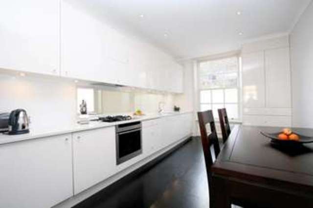  Image of 2 bedroom Flat to rent in Westbourne Grove London W2 at Westbourne Grove  London, W2 4UP