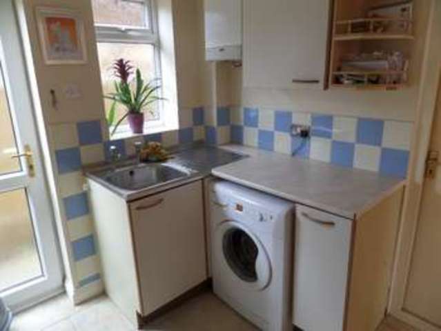  Image of 5 bedroom Detached house for sale in Westbury Lane Newport Pagnell MK16 at Newport Pagnell, MK16 8JA