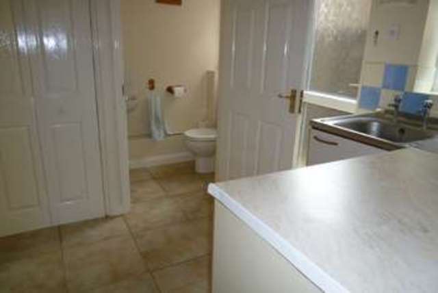  Image of 5 bedroom Detached house for sale in Westbury Lane Newport Pagnell MK16 at Newport Pagnell, MK16 8JA