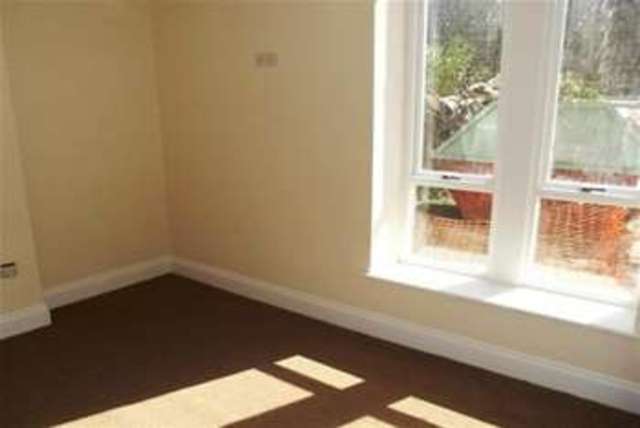  Image of 2 bedroom Flat to rent in Western Bank Sheffield S10 at Sheffield, S10 2TJ