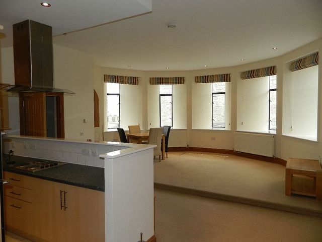  Image of 1 bedroom Flat for sale in Locking Road Weston-super-Mare BS23 at Locking Road  Weston-Super-Mare, BS23 3EN