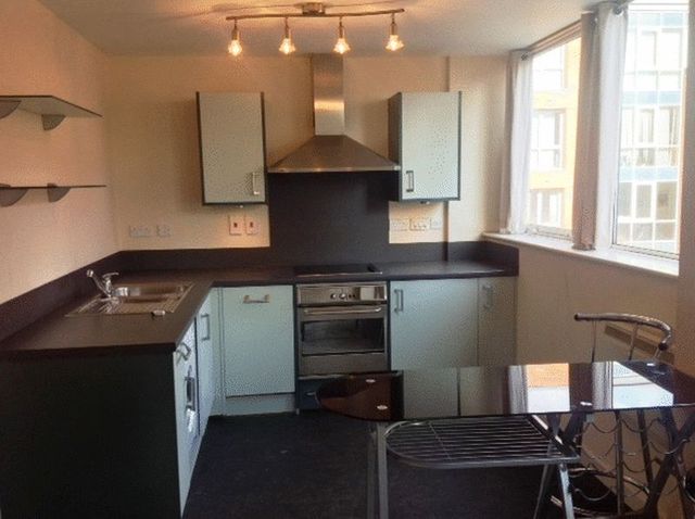  Image of 1 bedroom Flat to rent in Suffolk Street Queensway Birmingham B1 at Suffolk Street Queensway  Birmingham, B1 1LS