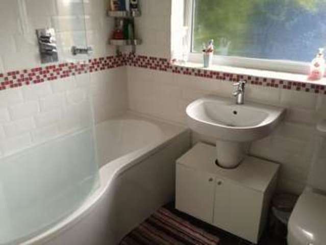  Image of 2 bedroom Terraced house to rent in Whitehall Road Redfield Bristol BS5 at Whitehall Road Whitehall Bristol, BS5 9BP