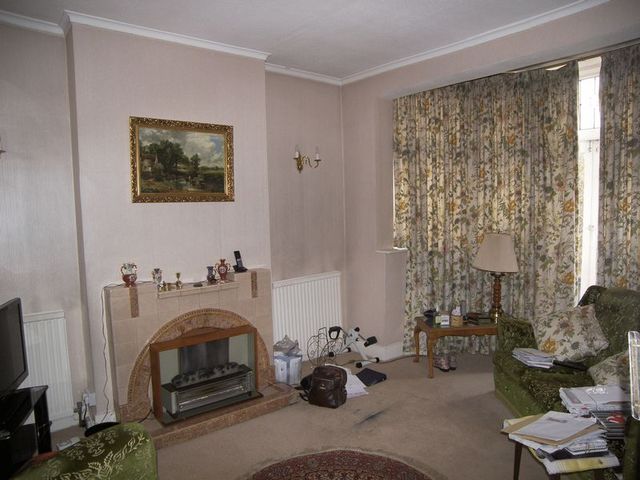  Image of 3 bedroom Detached house for sale in Widecombe Gardens Ilford IG4 at Widecombe Gardens  Redbridge, IG4 5LT