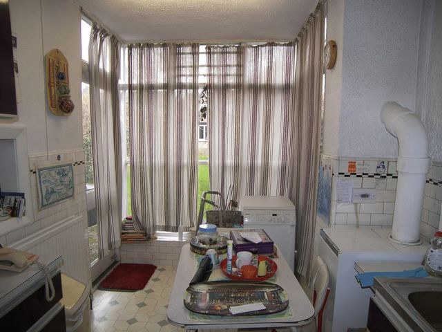  Image of 3 bedroom Detached house for sale in Widecombe Gardens Ilford IG4 at Widecombe Gardens  Redbridge, IG4 5LT