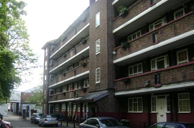  Image of 1 bedroom Apartment to rent in Deptford Church Street London SE8 at Deptford High Street, SE8 4SG