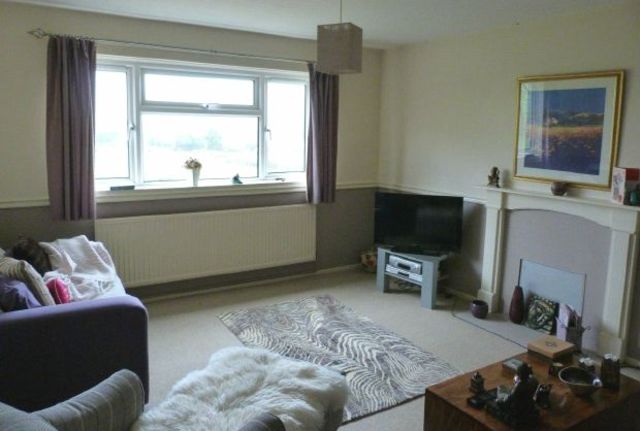  Image of 2 bedroom Flat for sale in Randalls Croft Road Wilton Salisbury SP2 at Wilton  Salisbury, SP2 0EY