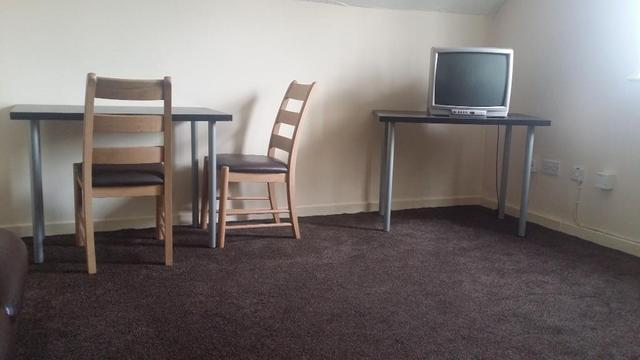  Image of 1 bedroom Flat to rent in Withington Road Whalley Range Manchester M16 at Whalley Range  Manchester, M16 8FD