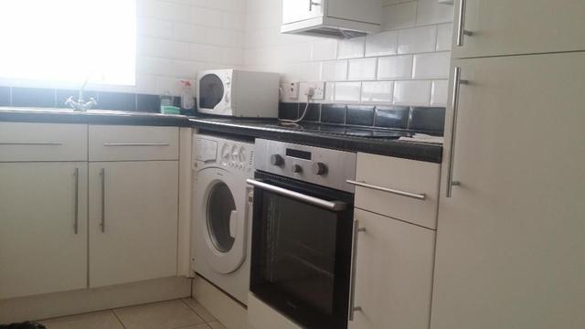  Image of 1 bedroom Flat to rent in Withington Road Whalley Range Manchester M16 at Whalley Range  Manchester, M16 8FD
