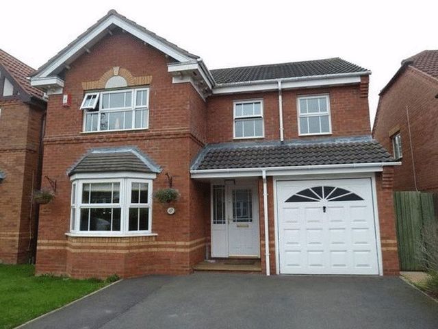  Image of 4 bedroom Detached house to rent in Woodcock Close Rednal Birmingham B31 at Woodcock Close  Birmingham, B31 5EH