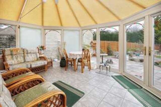  Image of 3 bedroom Detached house for sale in The Spears Yarnton Kidlington OX5 at Yarnton Kidlington Oxfordshire, OX5 1NS