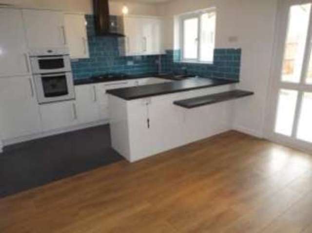  Image of 3 bedroom End of Terrace for sale in Percy Road Yeovil BA21 at Yeovil Somerset Yeovil Marsh, BA21 5AJ