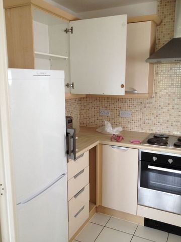  Image of 2 bedroom Flat to rent in Larch Gardens Manchester M8 at 16 Larch Gardens  Manchester, M8 8BJ