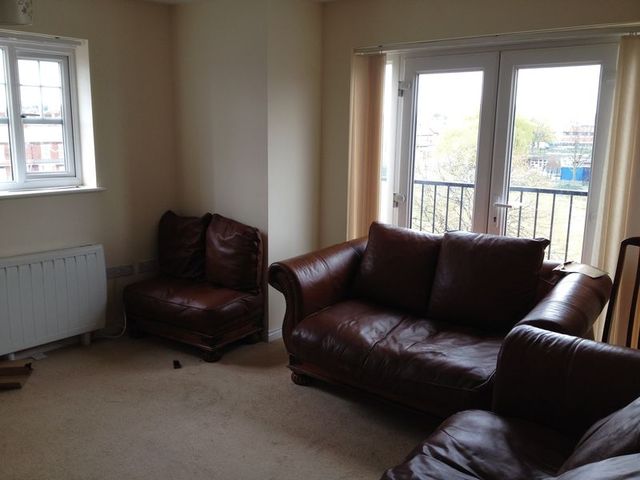  Image of 2 bedroom Flat to rent in Larch Gardens Manchester M8 at 16 Larch Gardens  Manchester, M8 8BJ