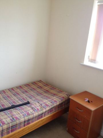  Image of 2 bedroom Flat to rent in Larch Gardens Manchester M8 at 16 Larch Gardens  Manchester, M8 8BJ